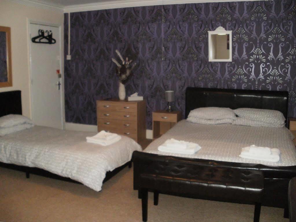 The Crown Inn Keynsham Eksteriør billede